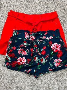 Forever 21 Red High-Waist Shorts & Navy Floral Tie-Waist Set